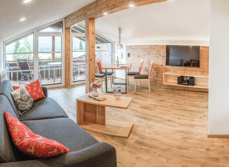 Wohnzimmer der Ferienwohnung Edelweiß in Oberstdorf